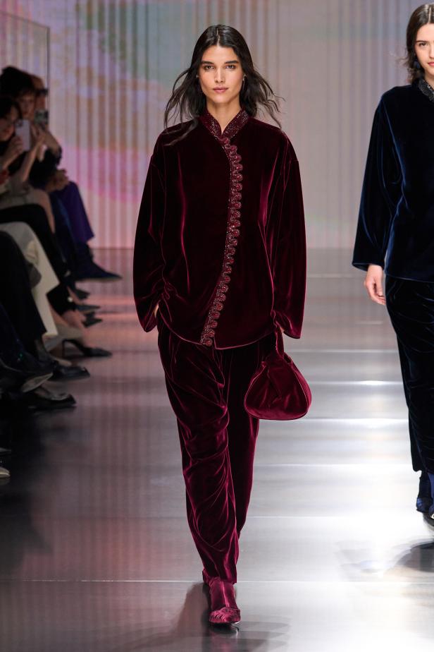 مجموعة جورجيو أرماني لخريف 2026... آفاق جديدة وحقبة "سيلفانا أرماني"‏