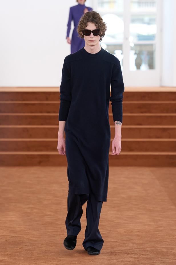 مجموعة شتوية في عرض أزياء  Jil Sander لموسم خريف وشتاء 2027