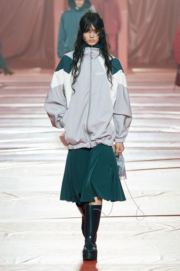  مجموعة لاكوست لموسم خريف 2026 تجمع بين التراث والابتكار