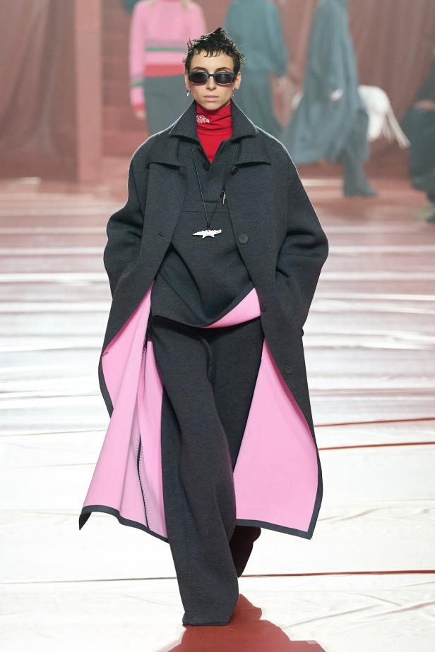  مجموعة لاكوست لموسم خريف 2026 تجمع بين التراث والابتكار