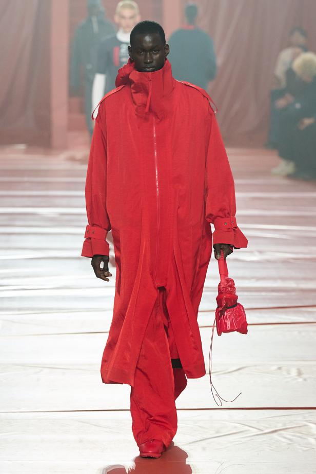  مجموعة لاكوست لموسم خريف 2026 تجمع بين التراث والابتكار