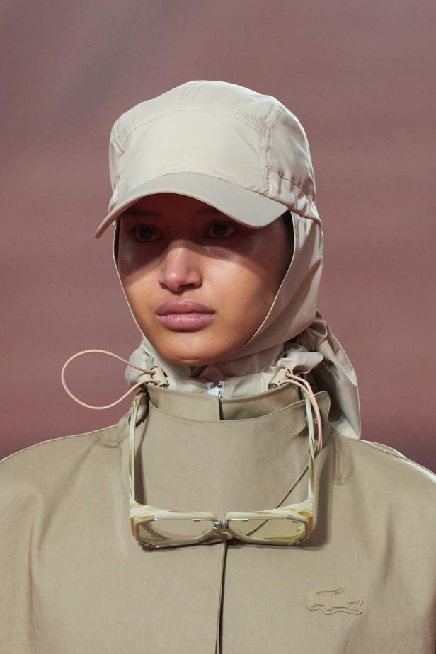  مجموعة لاكوست لموسم خريف 2026 تجمع بين التراث والابتكار