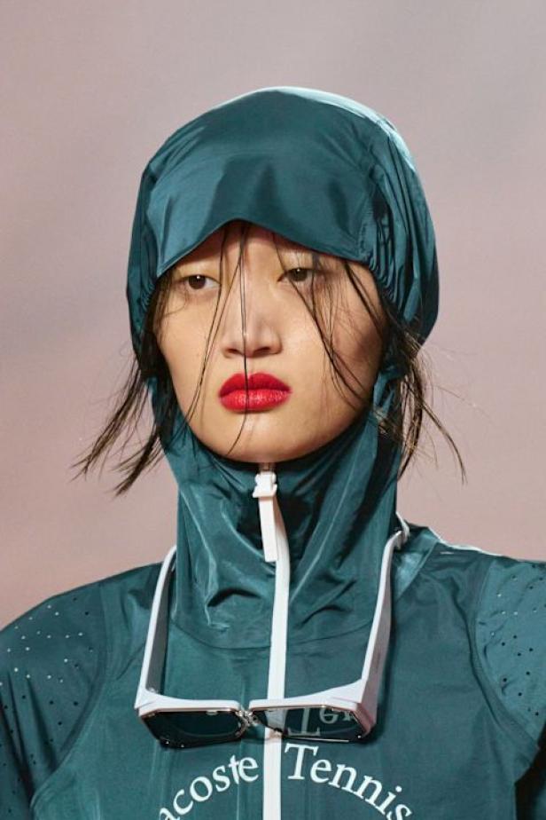  مجموعة لاكوست لموسم خريف 2026 تجمع بين التراث والابتكار