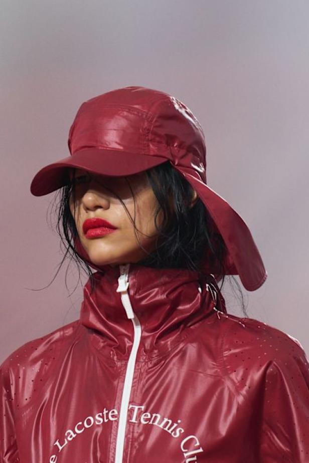  مجموعة لاكوست لموسم خريف 2026 تجمع بين التراث والابتكار