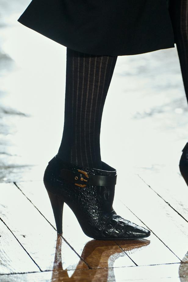 مجموعة ‏Lanvin‏ لخريف 2026... استعادة سحر العشرينيات برؤية "بيتر كوبينغ"‏