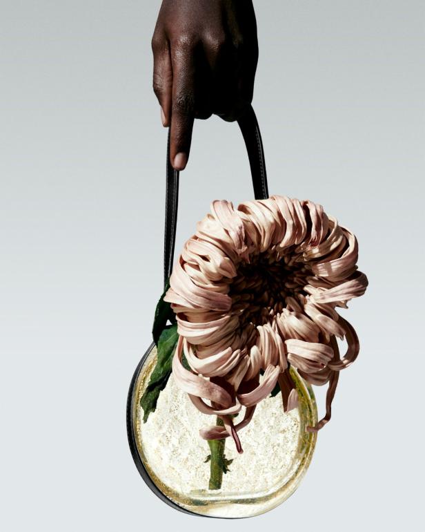 Loro Piana‏ تكشف عن مجموعتها لخريف وشتاء 2026-2027... ‏‎"‎تأملات بدوية" في قلب ميلانو