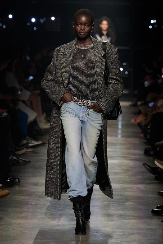 Isabel Marant‏ تحتفل كعادتها بالمرأة الواثقة والعفوية في مجموعة خريف 2026‏