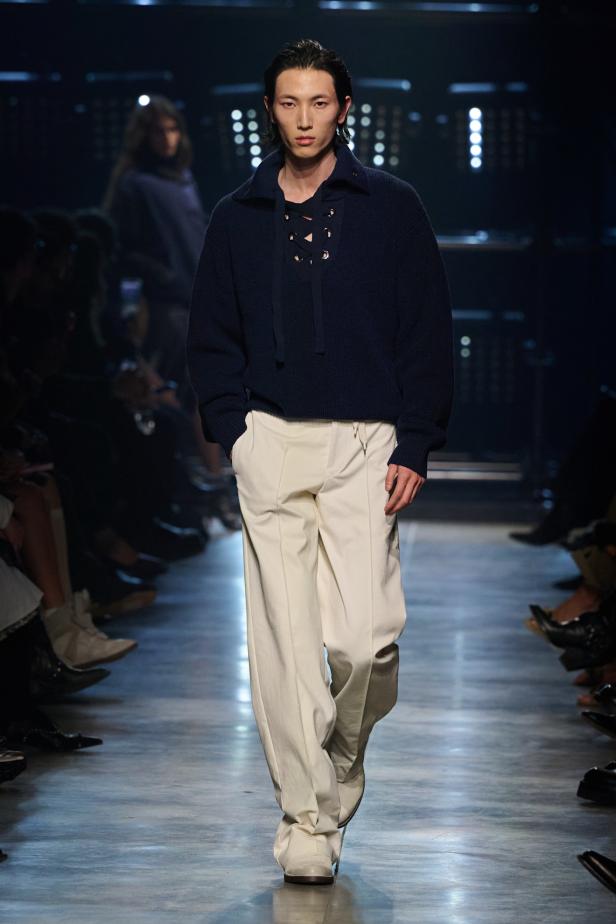 Isabel Marant‏ تحتفل كعادتها بالمرأة الواثقة والعفوية في مجموعة خريف 2026‏