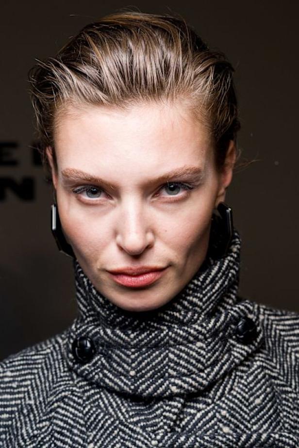 Isabel Marant‏ تحتفل كعادتها بالمرأة الواثقة والعفوية في مجموعة خريف 2026‏