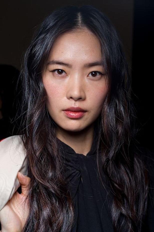 Isabel Marant‏ تحتفل كعادتها بالمرأة الواثقة والعفوية في مجموعة خريف 2026‏