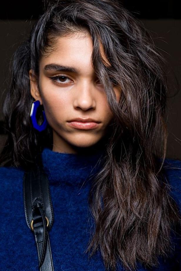 Isabel Marant‏ تحتفل كعادتها بالمرأة الواثقة والعفوية في مجموعة خريف 2026‏