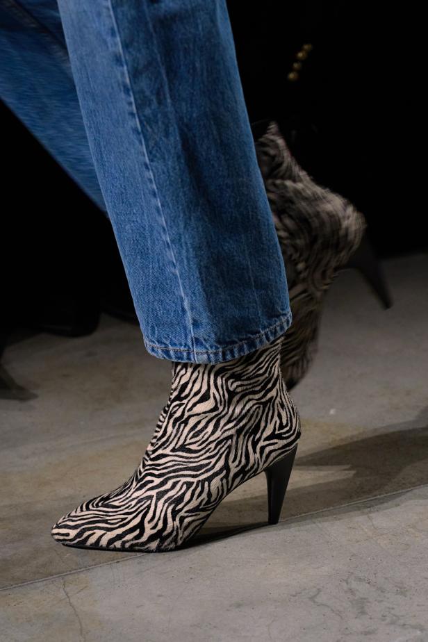 Isabel Marant‏ تحتفل كعادتها بالمرأة الواثقة والعفوية في مجموعة خريف 2026‏