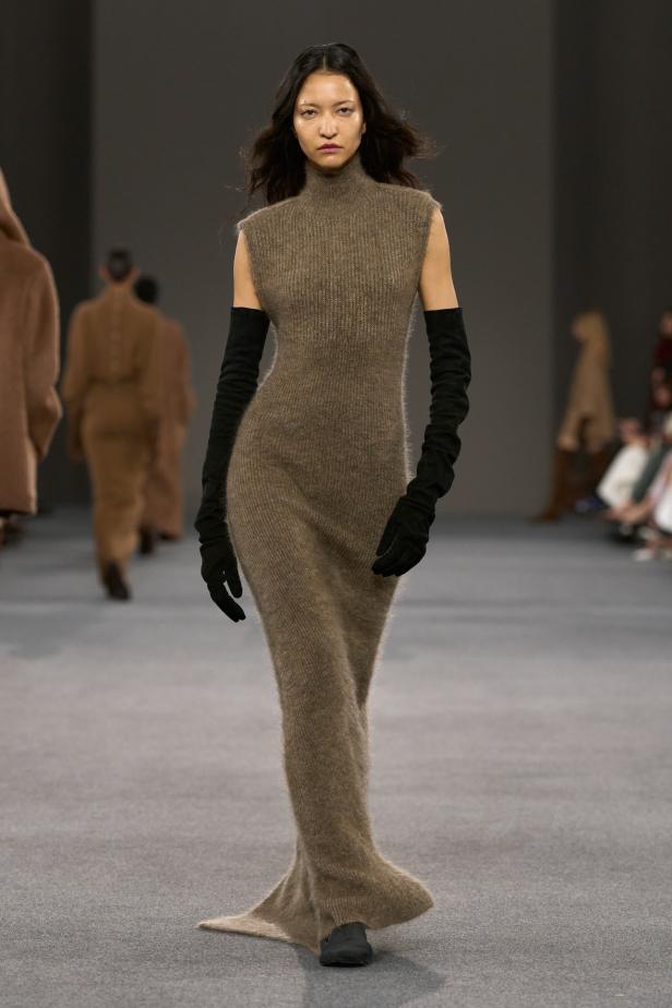 عرض أزياء مجموعة Max Mara لخريف وشتاء 2027