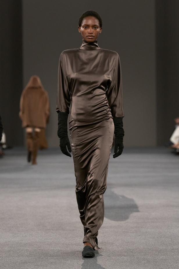 عرض أزياء مجموعة Max Mara لخريف وشتاء 2027