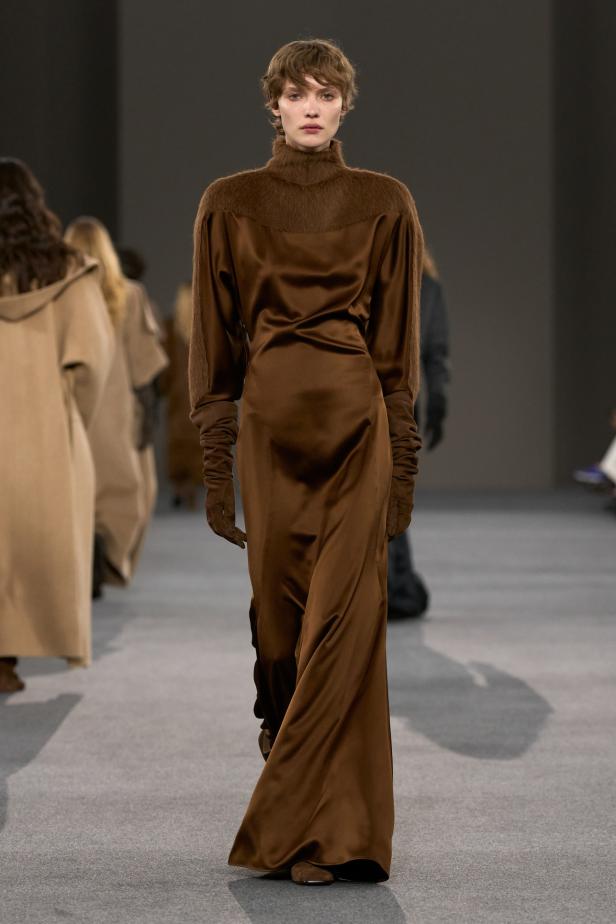 عرض أزياء مجموعة Max Mara لخريف وشتاء 2027