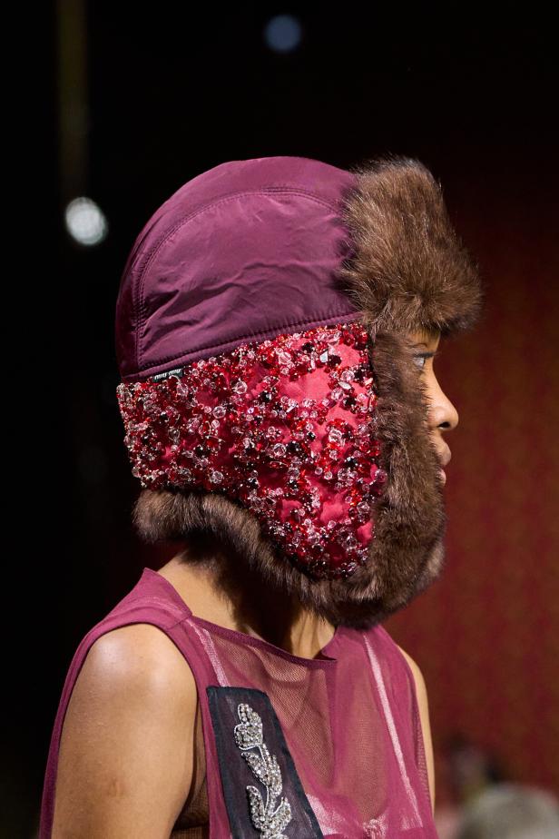 مجموعة‎ Miu Miu ‎لخريف 2026... صدى عاطفي وشعور يتجلى في الأزياء