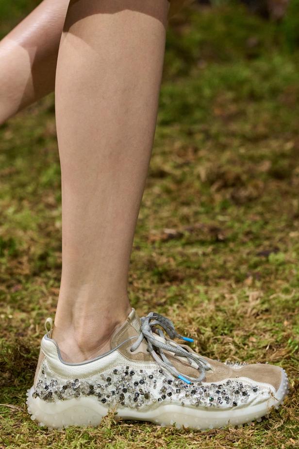 مجموعة‎ Miu Miu ‎لخريف 2026... صدى عاطفي وشعور يتجلى في الأزياء