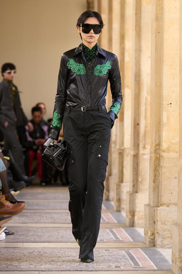 التمرّد يتحوّل إلى حالة في مجموعة ‏Off-White‎‏ لخريف وشتاء 2026‏