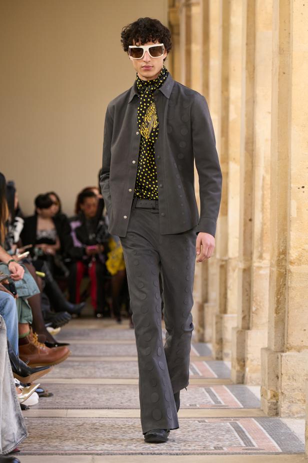 التمرّد يتحوّل إلى حالة في مجموعة ‏Off-White‎‏ لخريف وشتاء 2026‏