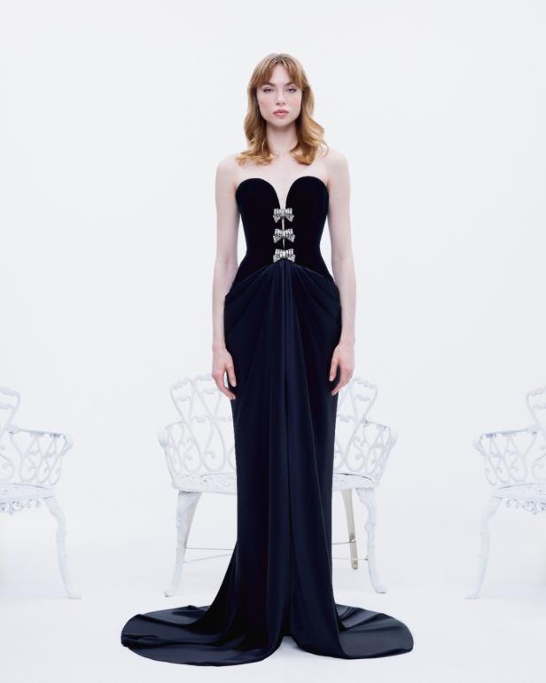 مجموعة طوني ورد لخريف 2026... إتقان فن التفكيك والوهم البصري