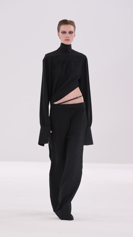 مجموعة توم فورد لخريف 2026‏‎‏... عودة إلى الأساسيات برؤية حيدر أكرمان‎