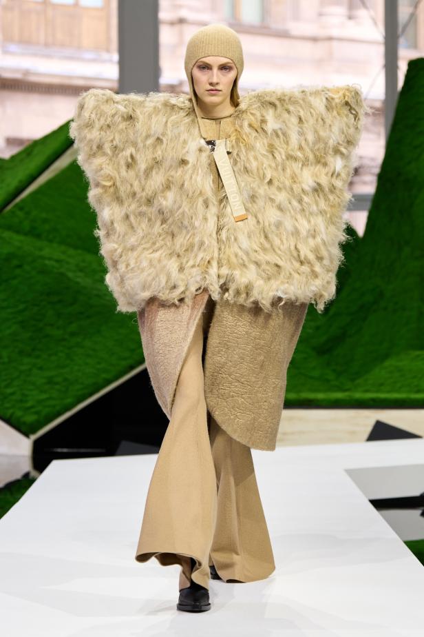 الطبيعة تلهم الأزياء في مجموعة لويس فويتون لموسم خريف 2026