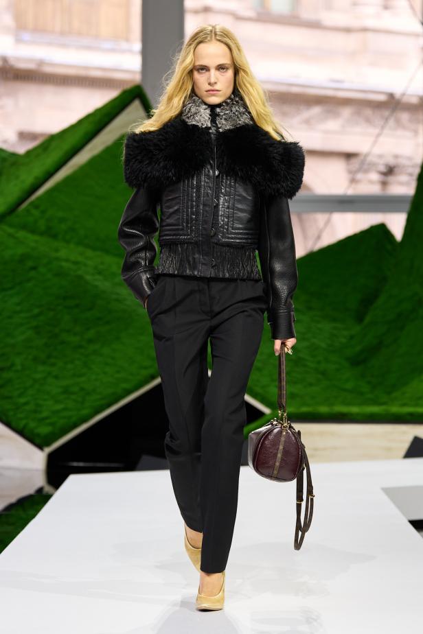 الطبيعة تلهم الأزياء في مجموعة لويس فويتون لموسم خريف 2026