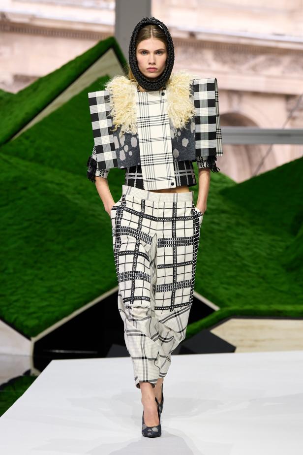 الطبيعة تلهم الأزياء في مجموعة لويس فويتون لموسم خريف 2026