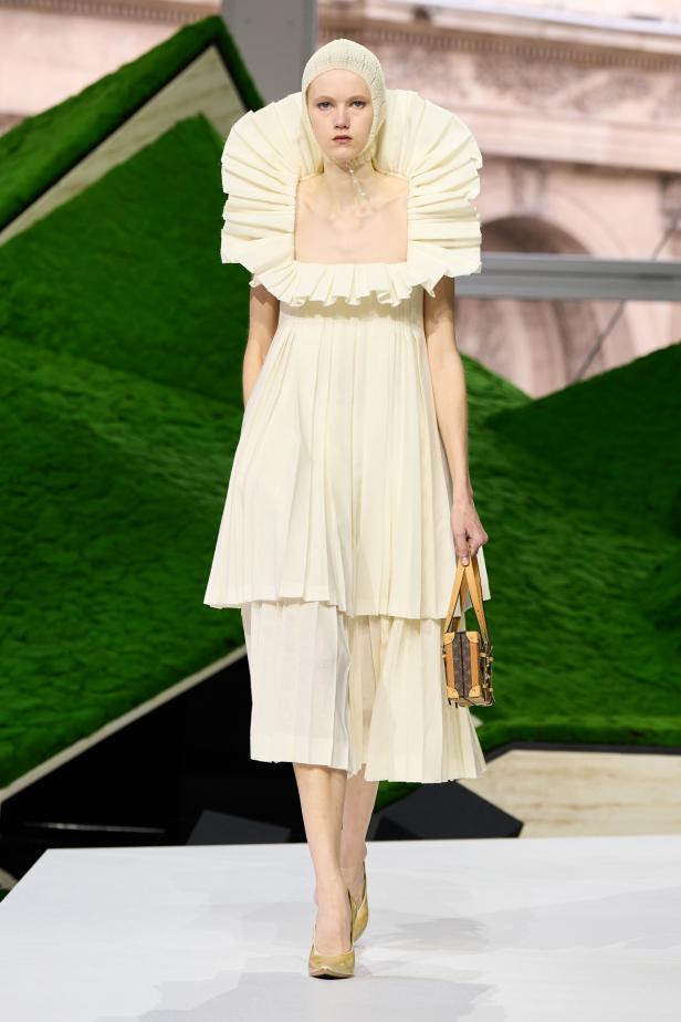 الطبيعة تلهم الأزياء في مجموعة لويس فويتون لموسم خريف 2026