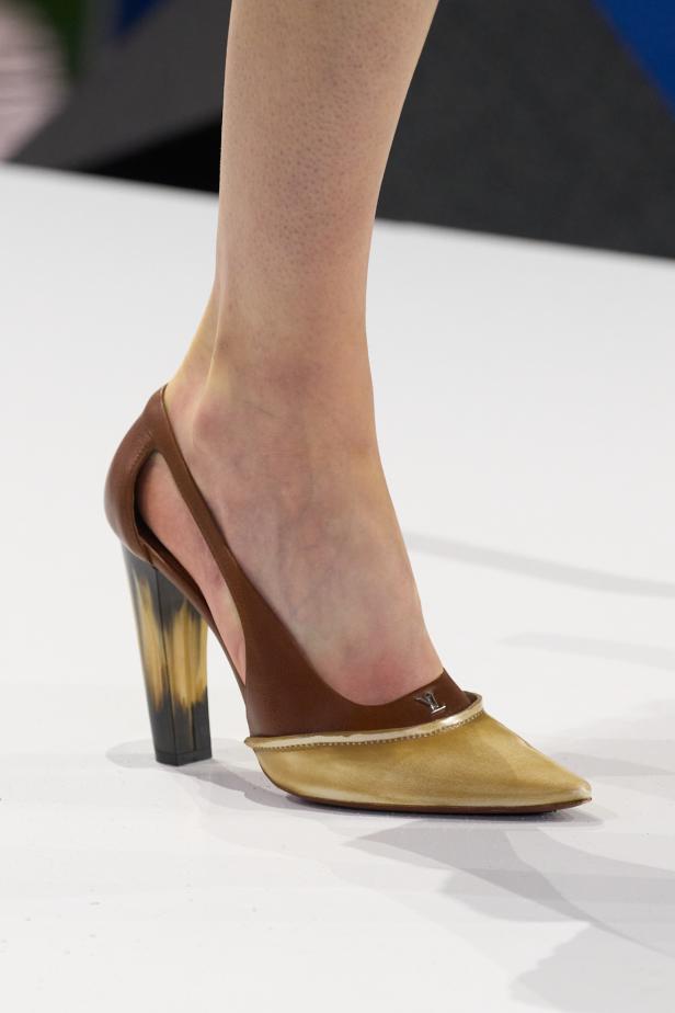 الطبيعة تلهم الأزياء في مجموعة لويس فويتون لموسم خريف 2026