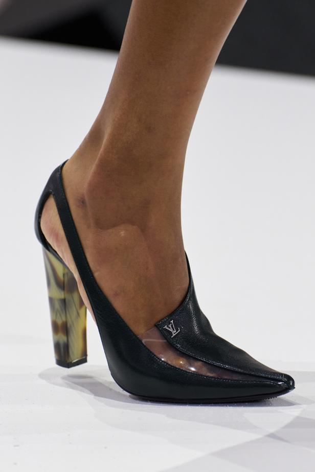 الطبيعة تلهم الأزياء في مجموعة لويس فويتون لموسم خريف 2026