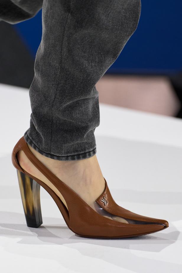 الطبيعة تلهم الأزياء في مجموعة لويس فويتون لموسم خريف 2026