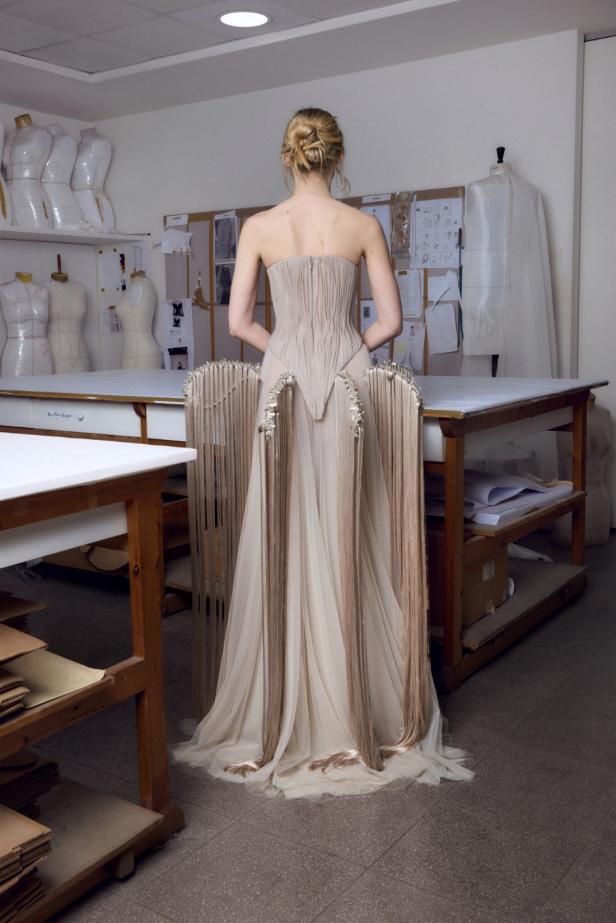 مجموعة دار باسيل سودا بعنوان ‏Liberté en Soie‏ لموسم ربيع وصيف 2026‏