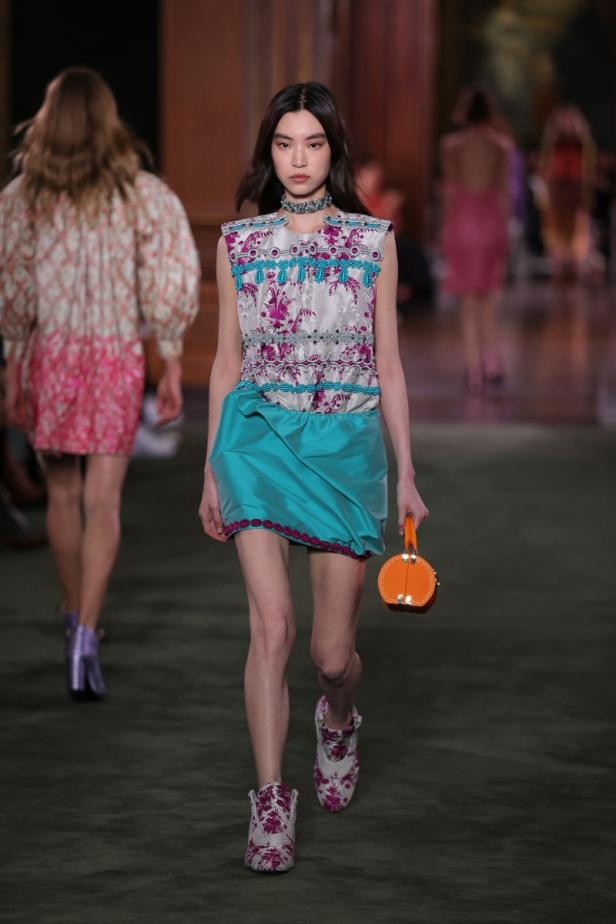مجموعة Louis Vuitton كروز 2027..حين يتحوّل التاريخ إلى مادة حيّة للحاضر