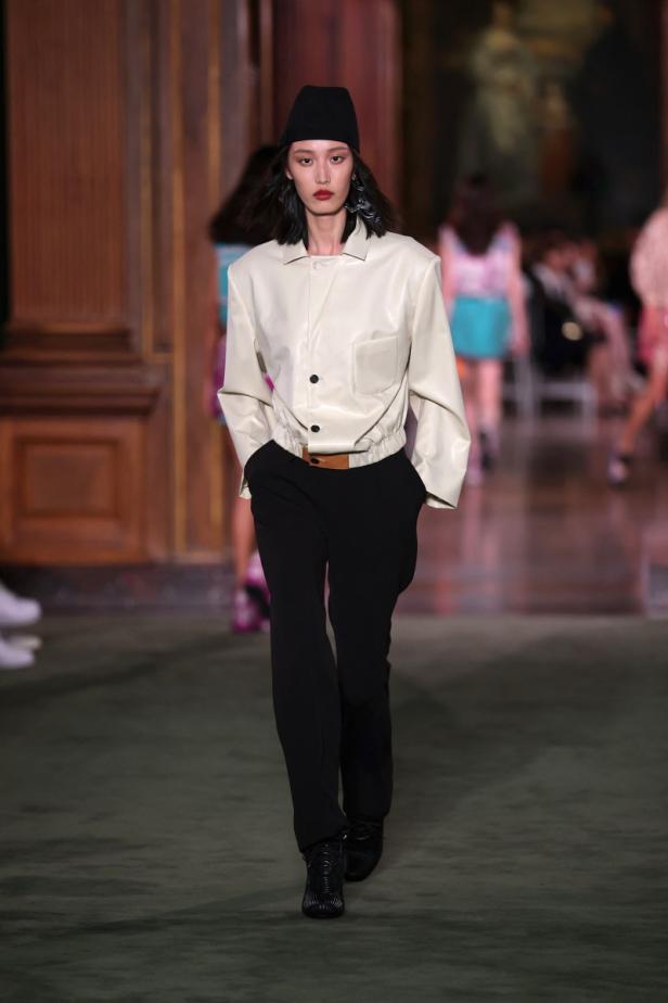 مجموعة Louis Vuitton كروز 2027..حين يتحوّل التاريخ إلى مادة حيّة للحاضر