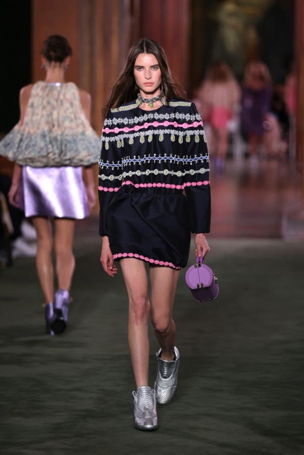 مجموعة Louis Vuitton كروز 2027..حين يتحوّل التاريخ إلى مادة حيّة للحاضر
