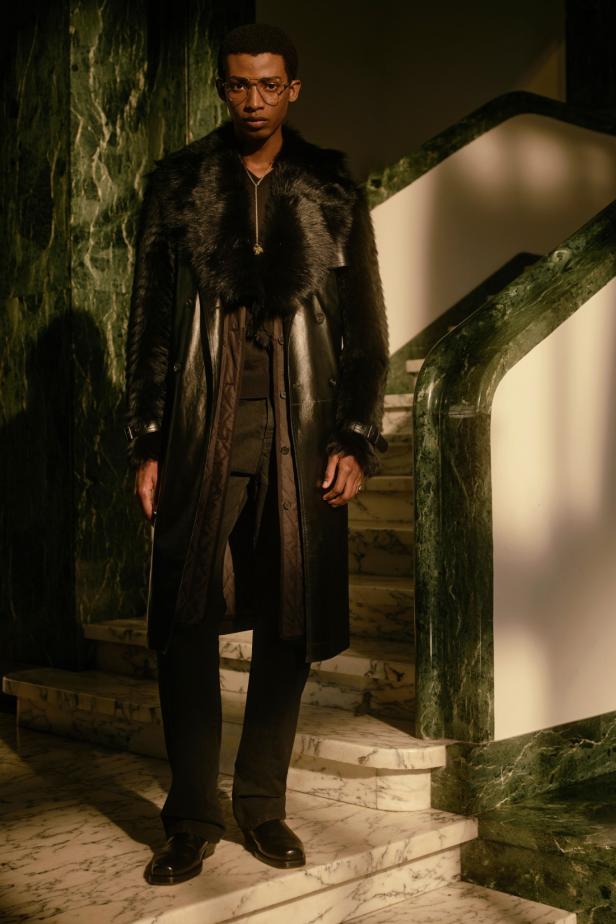 ماريا غراتسيا كيوري تعود إلى جذور ‏Fendi‏ التاريخية لتقديم أولى مجموعات كروز‎ 2027 ‎