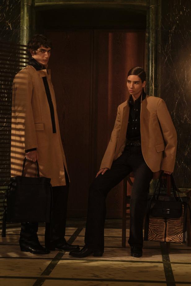 ماريا غراتسيا كيوري تعود إلى جذور ‏Fendi‏ التاريخية لتقديم أولى مجموعات كروز‎ 2027 ‎