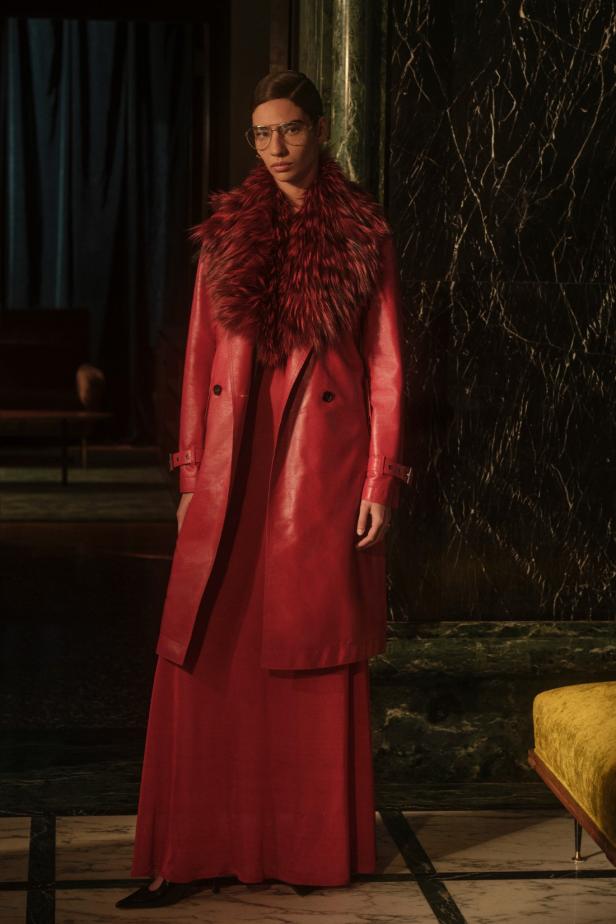 ماريا غراتسيا كيوري تعود إلى جذور ‏Fendi‏ التاريخية لتقديم أولى مجموعات كروز‎ 2027 ‎