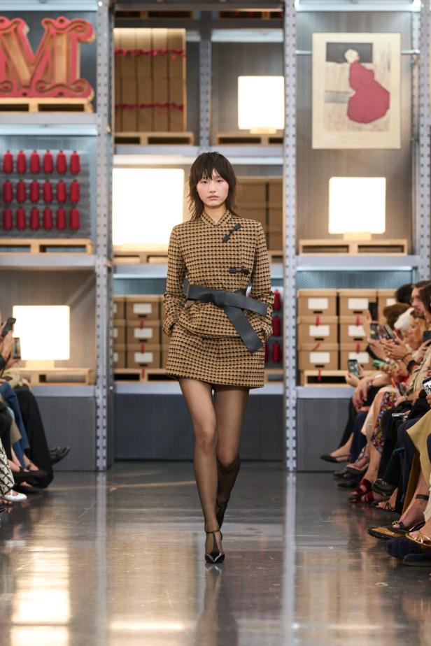Max Mara‏ تحتفل بإرث 75 عامًا وترسم ملامح أزياء السفر والعطلات لموسم 2027‏
