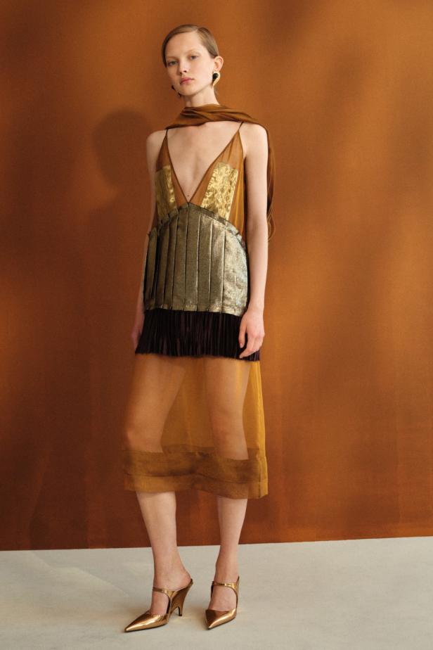مجموعة ‏Ferragamo‏ لموسم ما قبل ربيع 2027... بريق العشرينيات بمنظور معاصر ‏