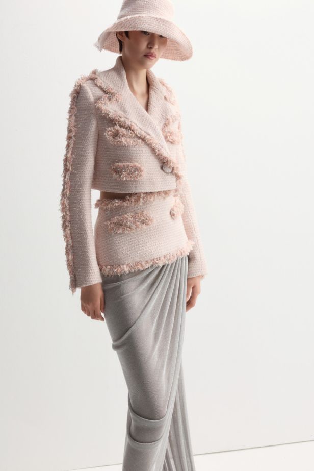 مجموعة ‏AZZI & OSTA‏ ‏للمنتجعات ‏Resort 2027‎‏.. عندما تولد الأناقة من قلب الفوضى