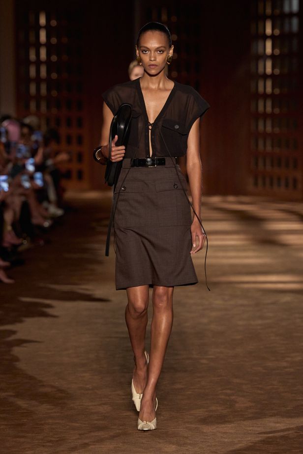 حرية الأربعينيات بلغة ‏Ferragamo‏ في مجموعة ربيع وصيف 2027‏