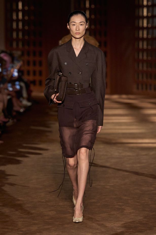 حرية الأربعينيات بلغة ‏Ferragamo‏ في مجموعة ربيع وصيف 2027‏