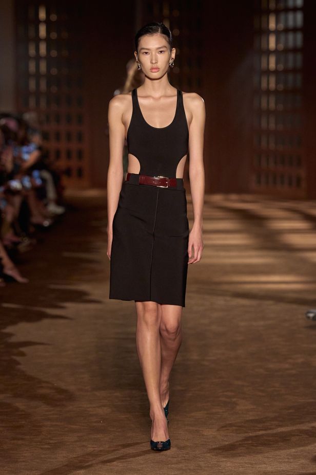 حرية الأربعينيات بلغة ‏Ferragamo‏ في مجموعة ربيع وصيف 2027‏
