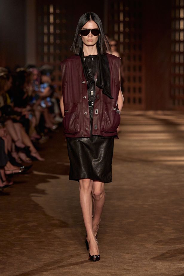 حرية الأربعينيات بلغة ‏Ferragamo‏ في مجموعة ربيع وصيف 2027‏