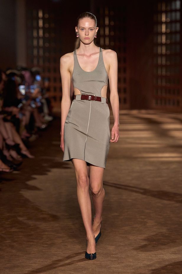 حرية الأربعينيات بلغة ‏Ferragamo‏ في مجموعة ربيع وصيف 2027‏