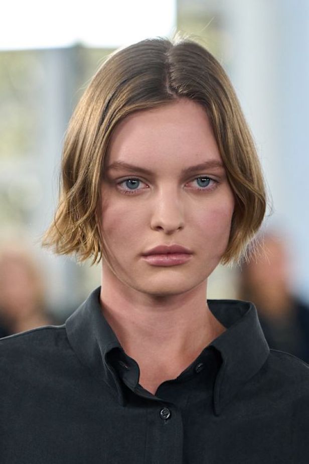 مجموعة ‏JIL SANDER ‎‏ لربيع 2027 تستكشف جمال اللامثالية ‏