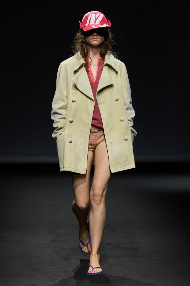 MM6 Maison Margiela‏ تعيد ابتكار خزانة الملابس اليومية في مجموعة ربيع 2027‏