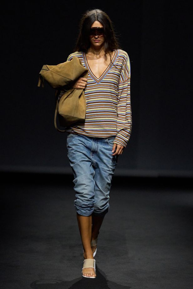 MM6 Maison Margiela‏ تعيد ابتكار خزانة الملابس اليومية في مجموعة ربيع 2027‏